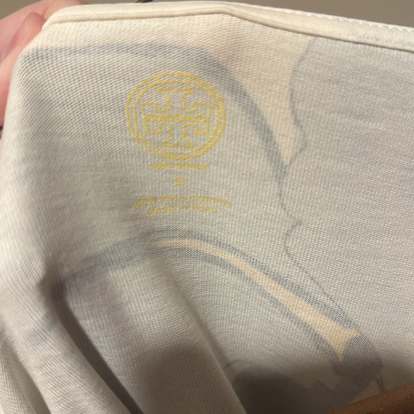 Tory Burch blue floral t shirt dress - Picture 3 of 3